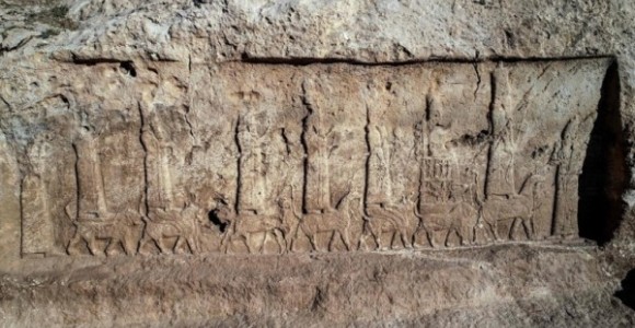 2,700-year-old wine press, carvings discovered in Iraq