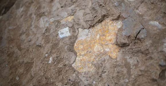 Rare stele of Assyrian king who reigned 2,600 years ago unearthed in Iraq's Nineveh