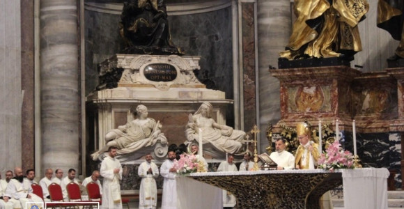 Chaldeans at the Vatican: Joy of Reunion Revives Memories of Persecution and Challenges of Returning to Iraq